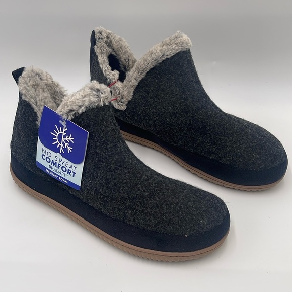 NWT Dluxe By Dearfoams Women's Dolly Felted Bootie Black Slippers Size US 9-10 - Picture 1 of 11